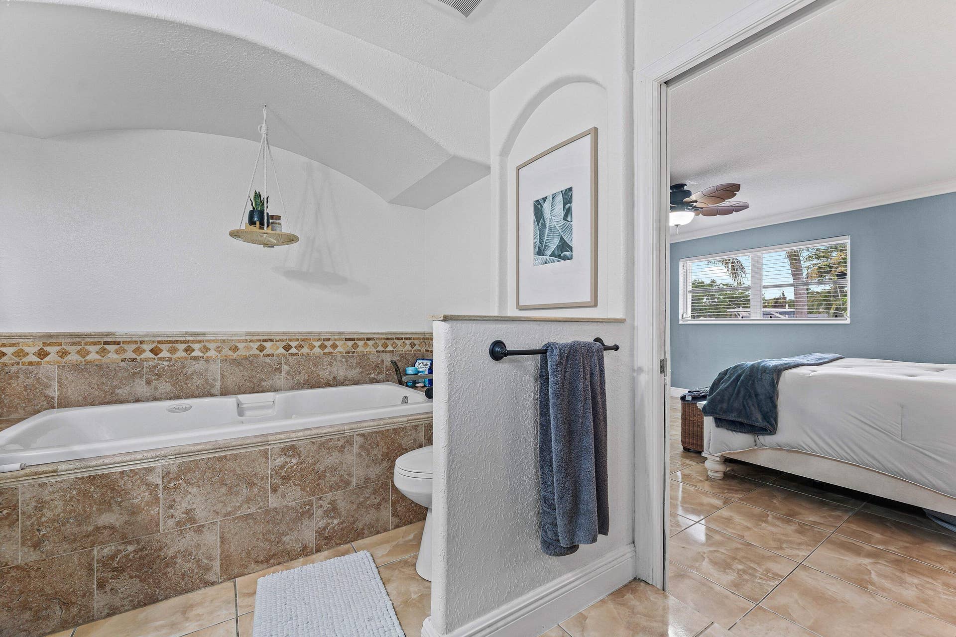 020-4481Southwest37thAvenue-FortLauderda