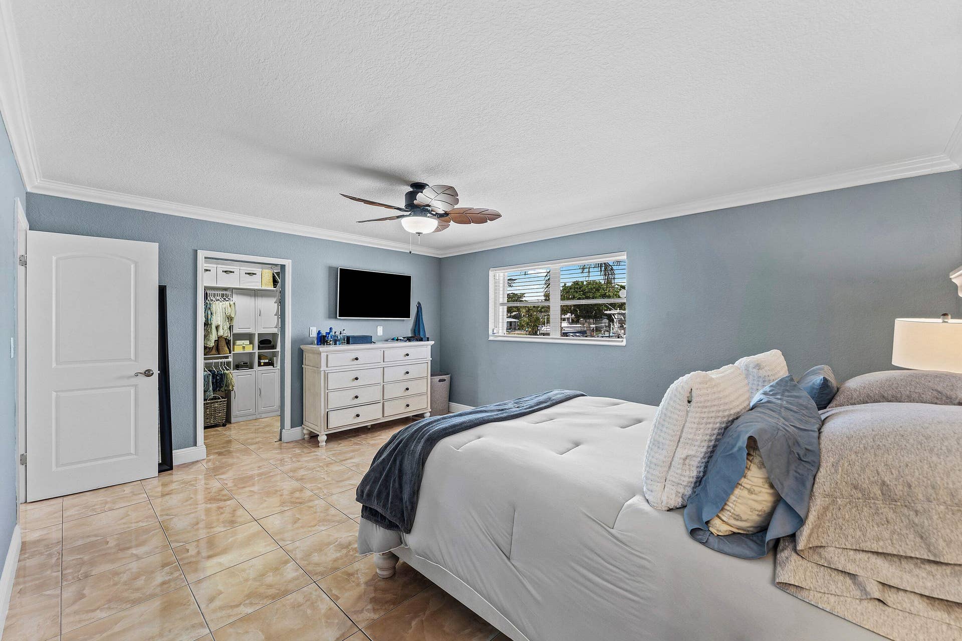 023-4481Southwest37thAvenue-FortLauderda