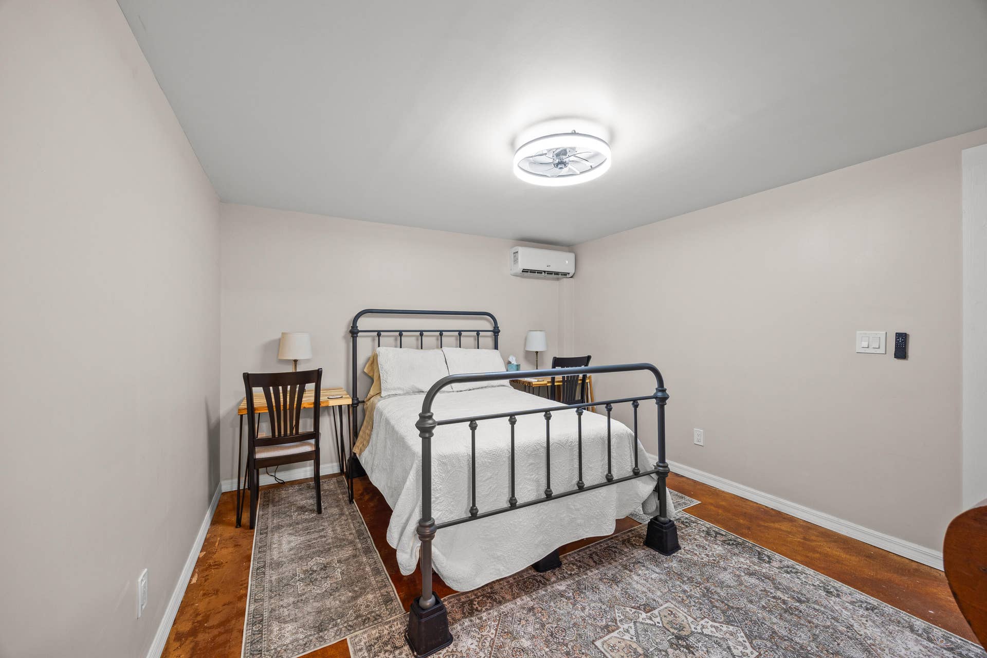 1711 Stallion Drive apt bedroom