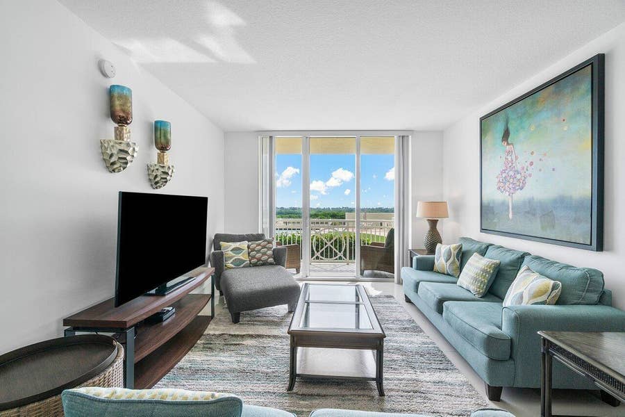 Property photo for 350 N Federal Highway, #Apt 606, Boynton Beach, FL