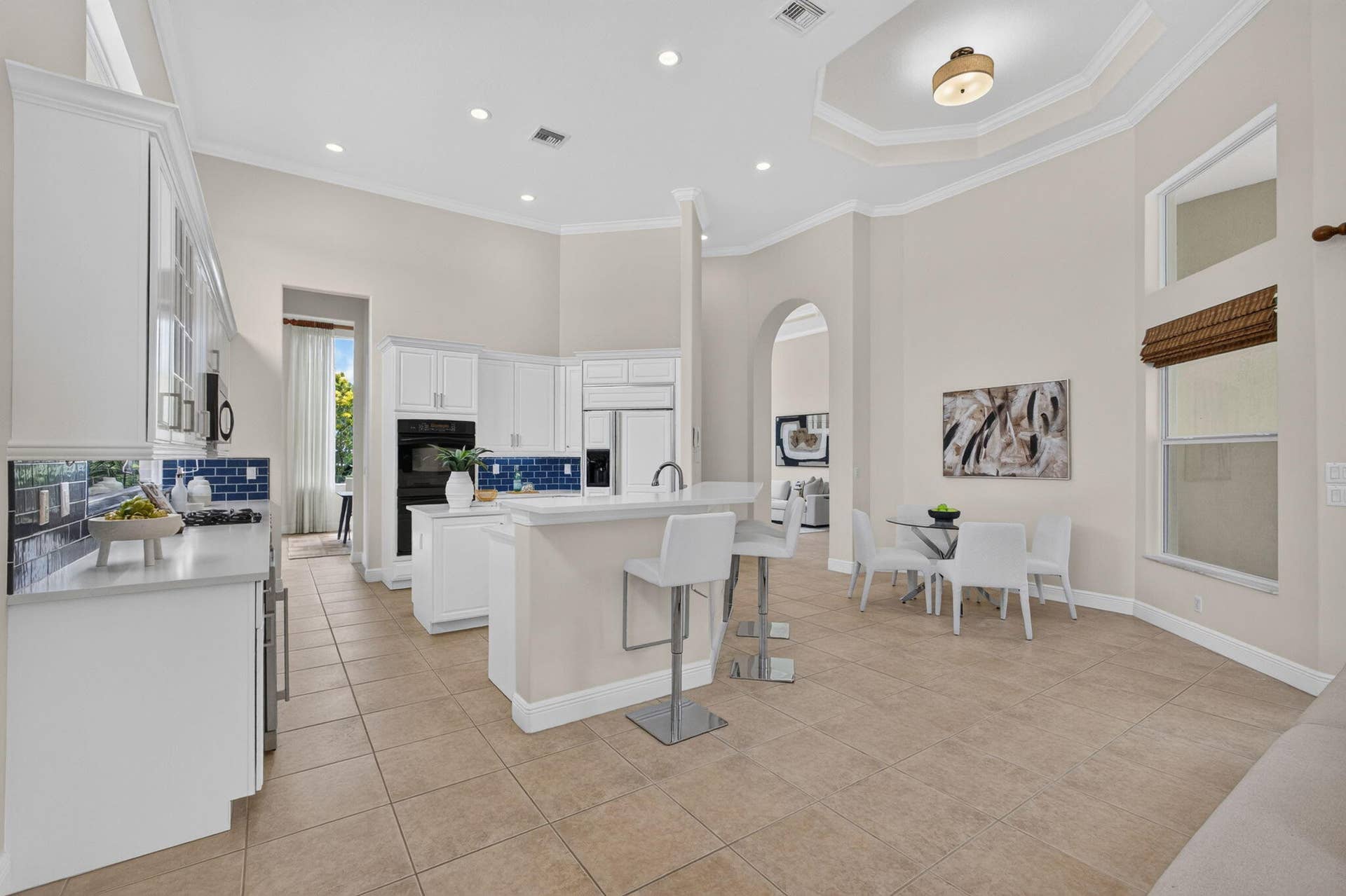 540 Les Jardin Drive, Palm Beach Gardens, FL 33410 Separate eating area in kitchen