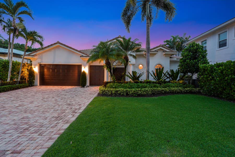 Property photo for 540 Les Jardin Drive, Palm Beach Gardens, FL