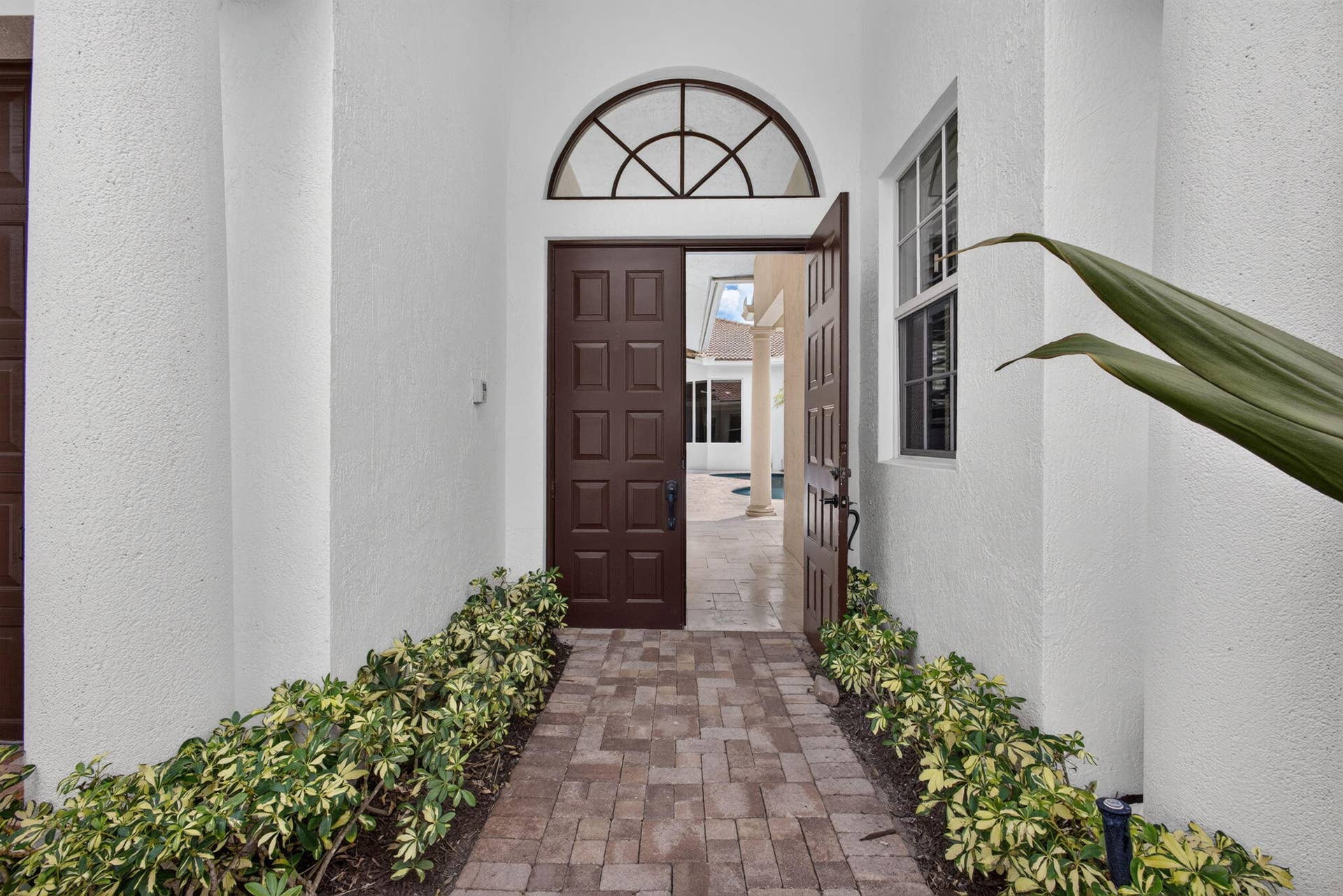 540 Les Jardin Drive, Palm Beach Gardens, FL 33410 Double Door Exterior Entry