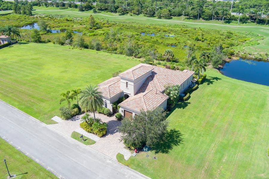 Property photo for 138 SE VIA SAN MARINO, Port St Lucie, FL