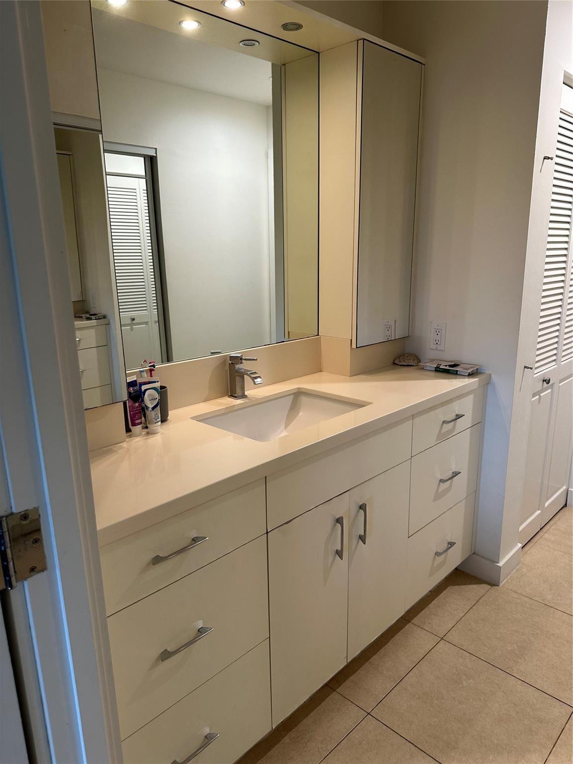 4900 N OCEAN Boulevard, #605, Lauderdale-By-The-Sea, Lauderdale By The Sea, FL 33308 Photo 10