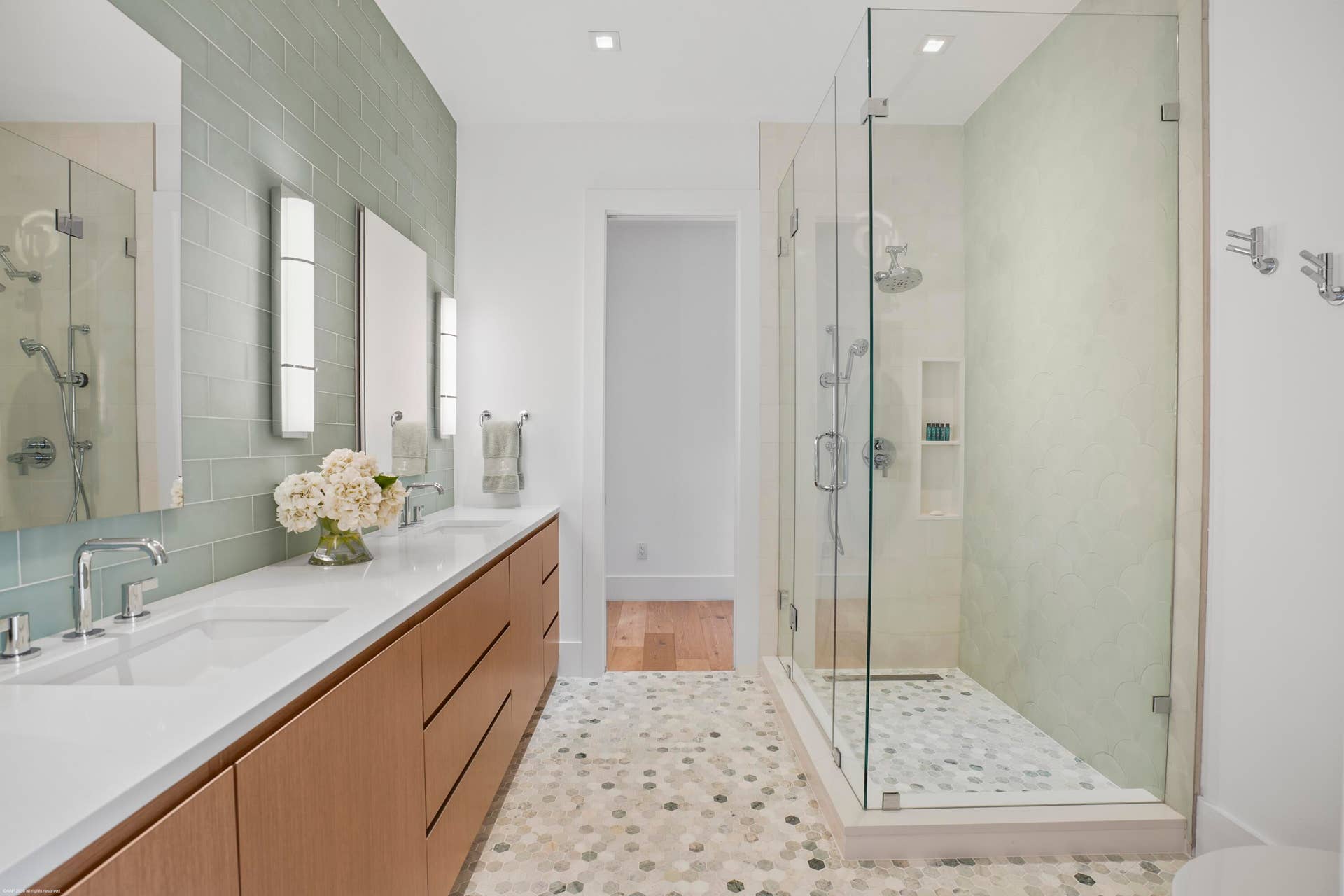 4600 Garden Point Trl 049