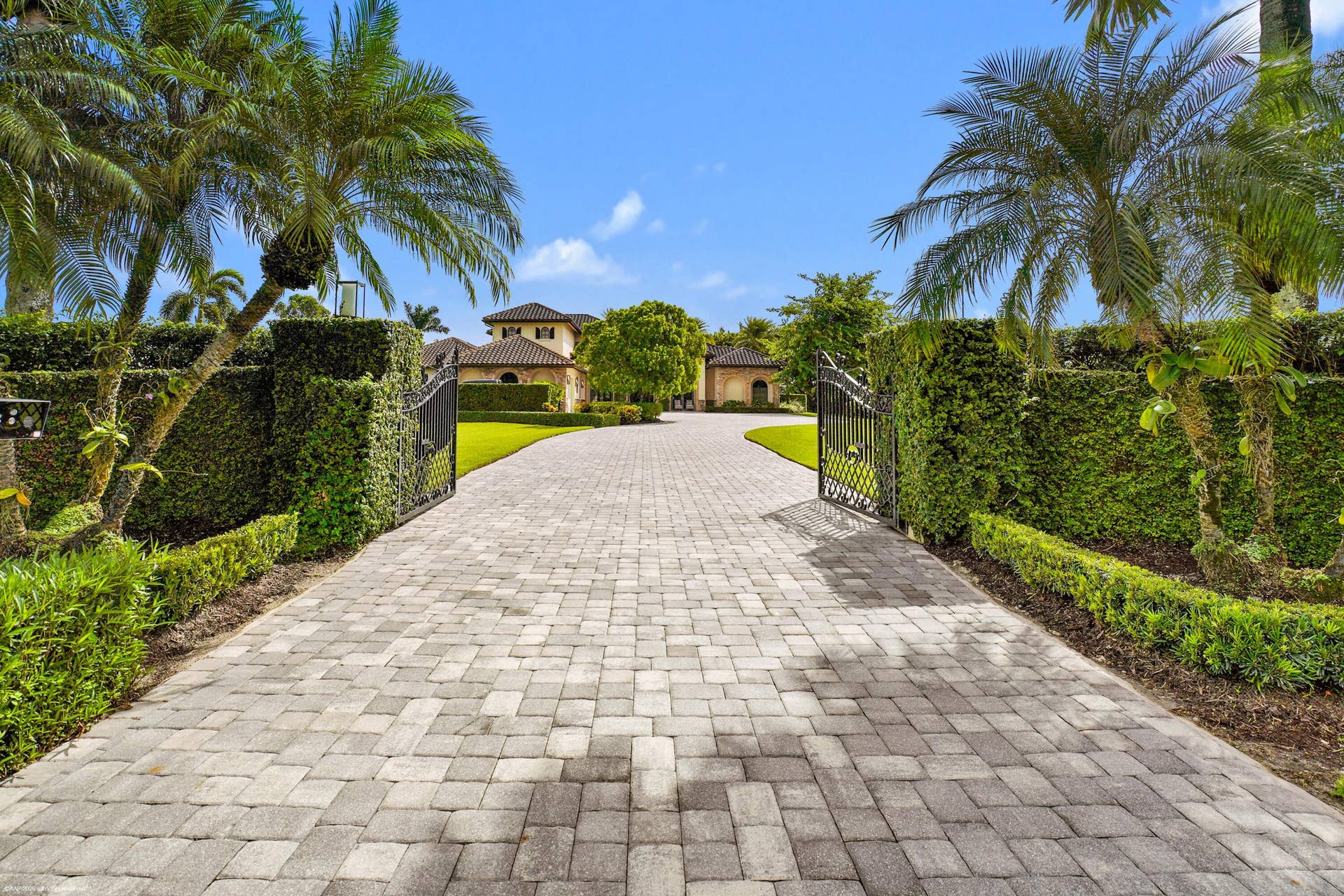 4600 Garden Point Trl 009