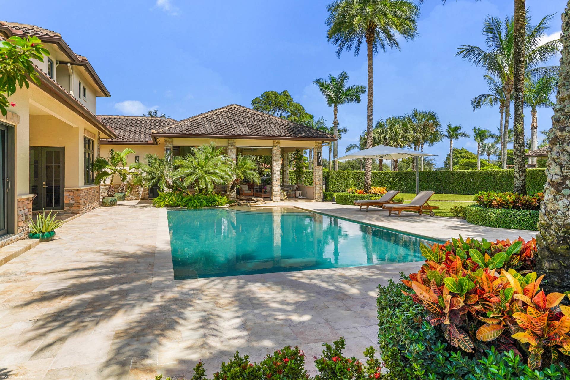 4600 Garden Point Trl 071