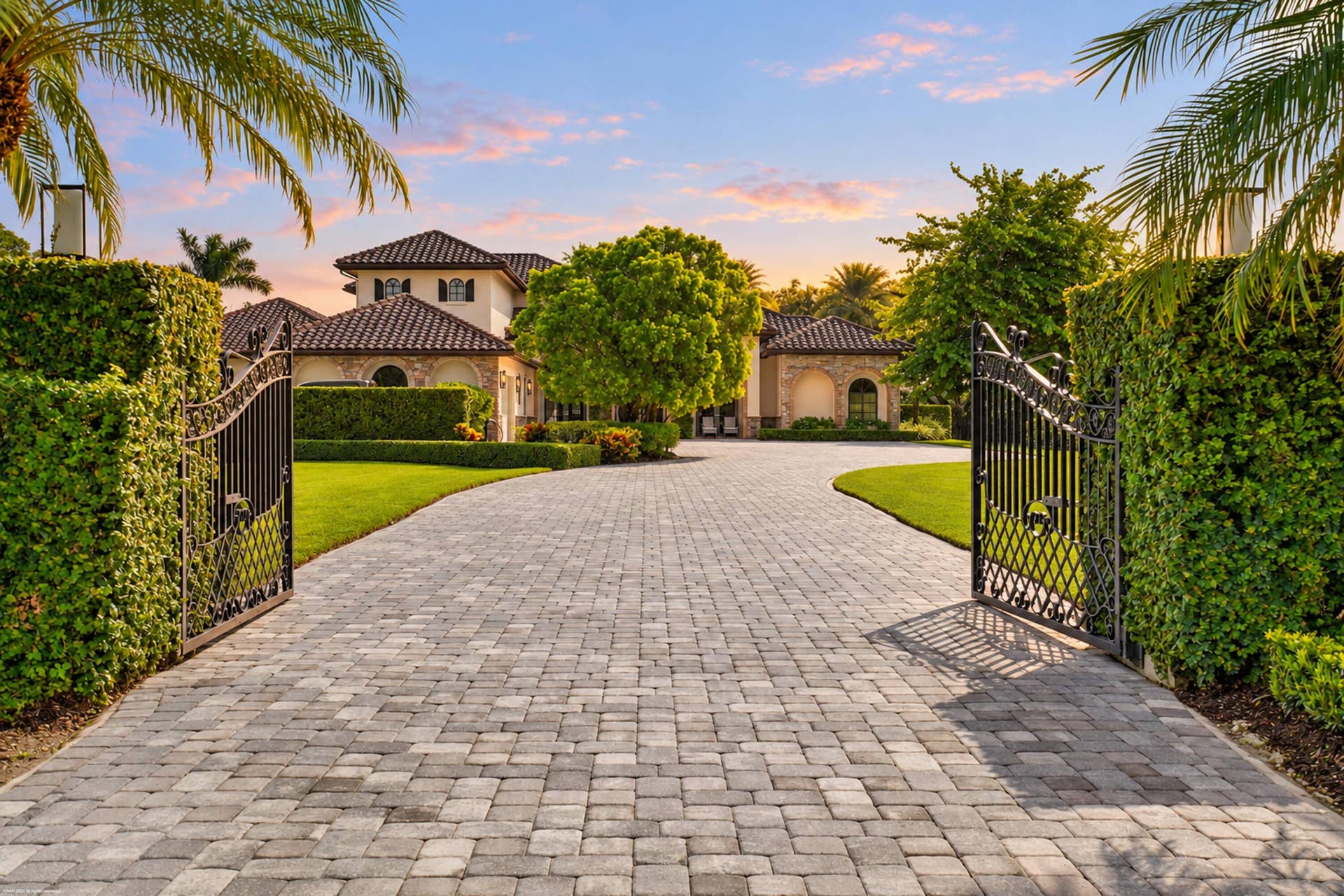 4600 Garden Point Trl 010
