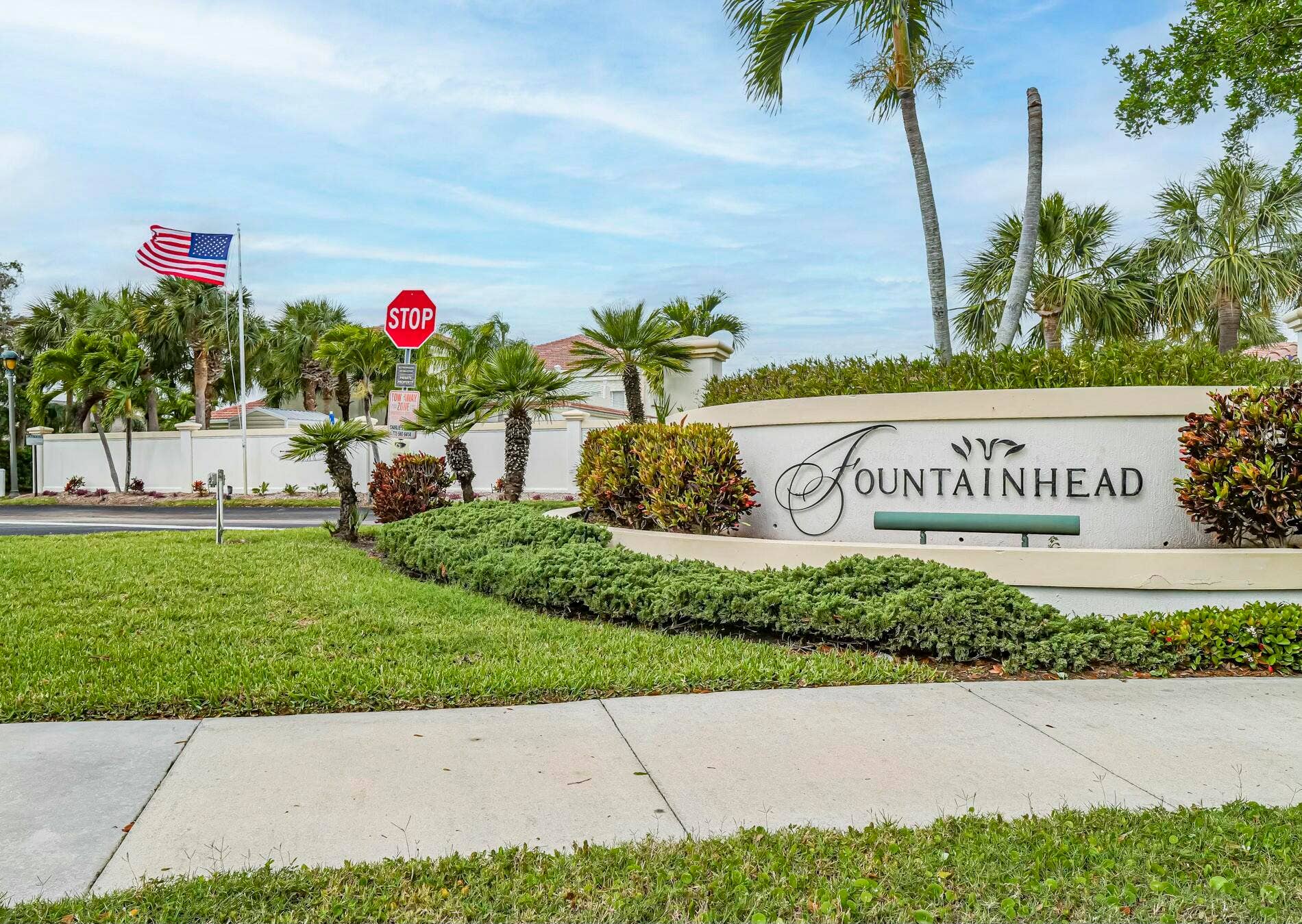 536 7TH Square, #103, Vero Beach, FL 32962 Fountainhead Condo