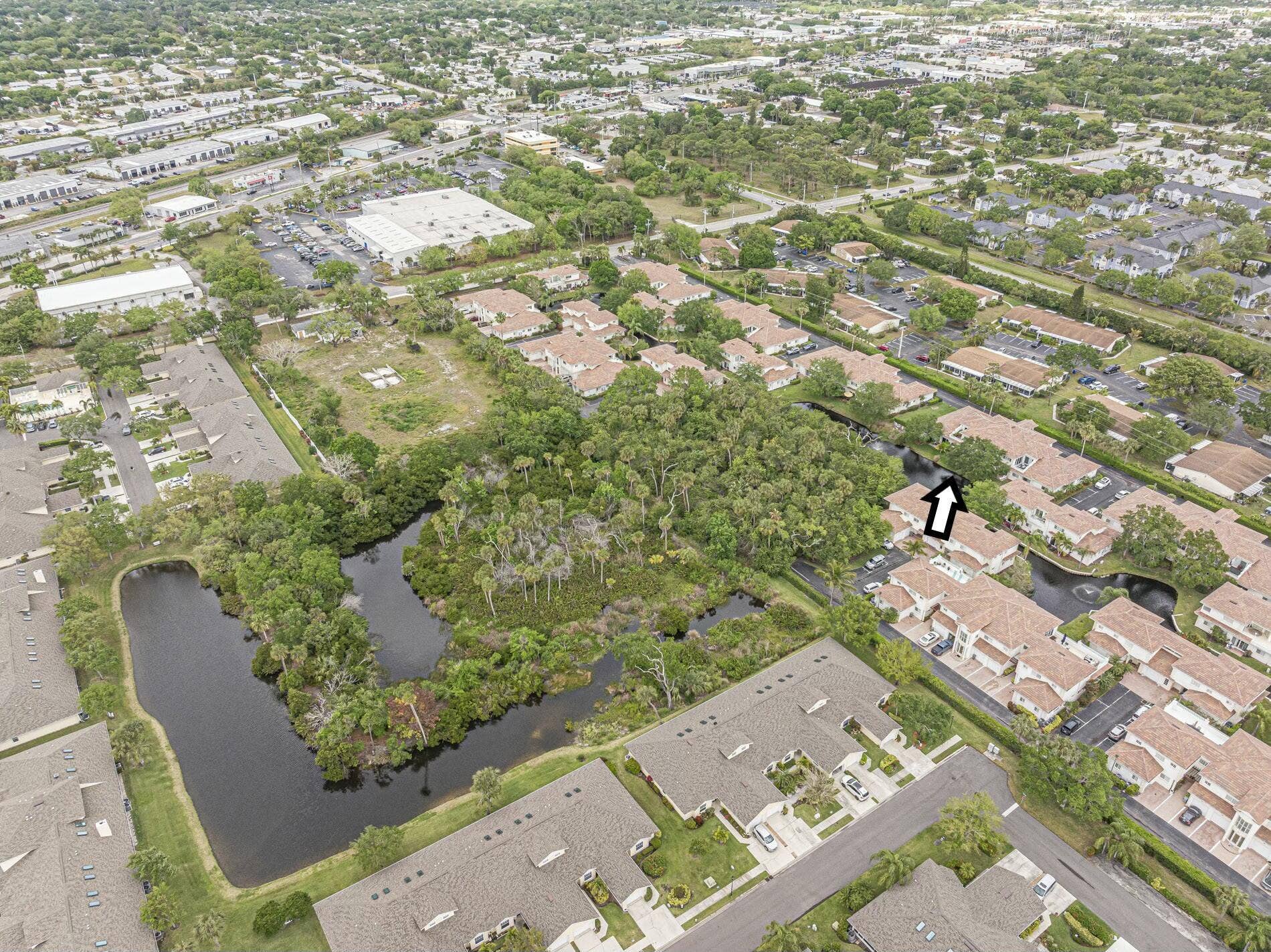 536 7TH Square, #103, Vero Beach, FL 32962 Sky view