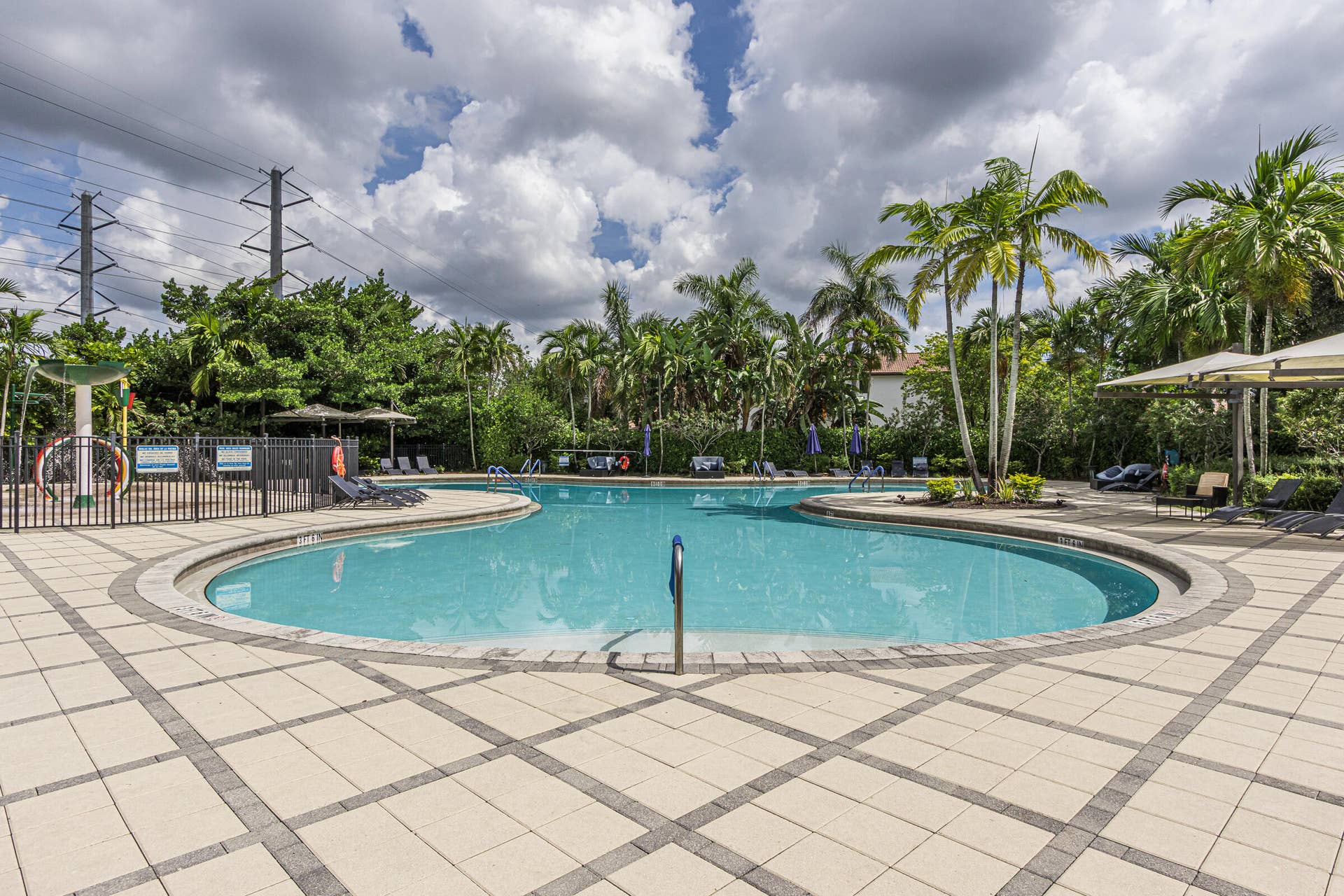 Monterra Community Pool