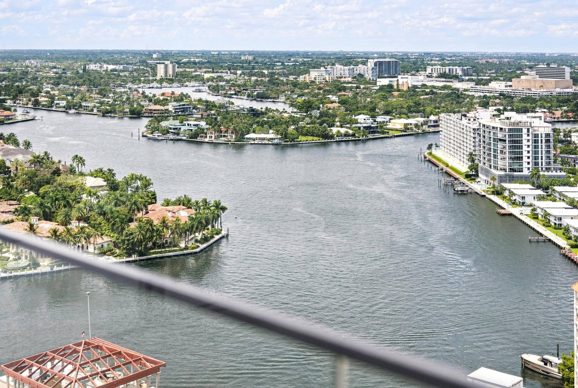 153 N Seabreeze Boulevard, #2404, Fort Lauderdale, FL 33304 27__jjl1690