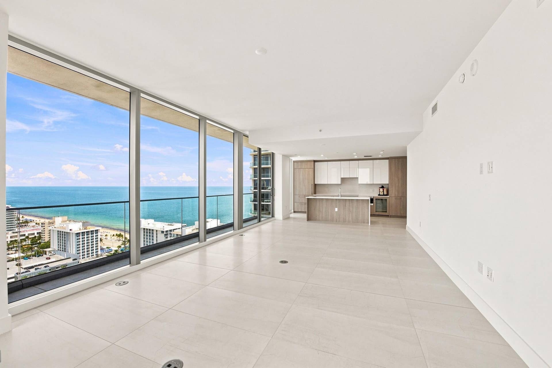 153 N Seabreeze Boulevard, #2404, Fort Lauderdale, FL 33304 46__jjl1785