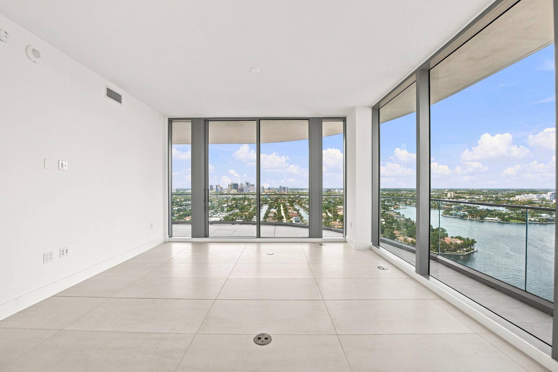 153 N Seabreeze Boulevard, #2404, Fort Lauderdale, FL 33304 15__jjl1630