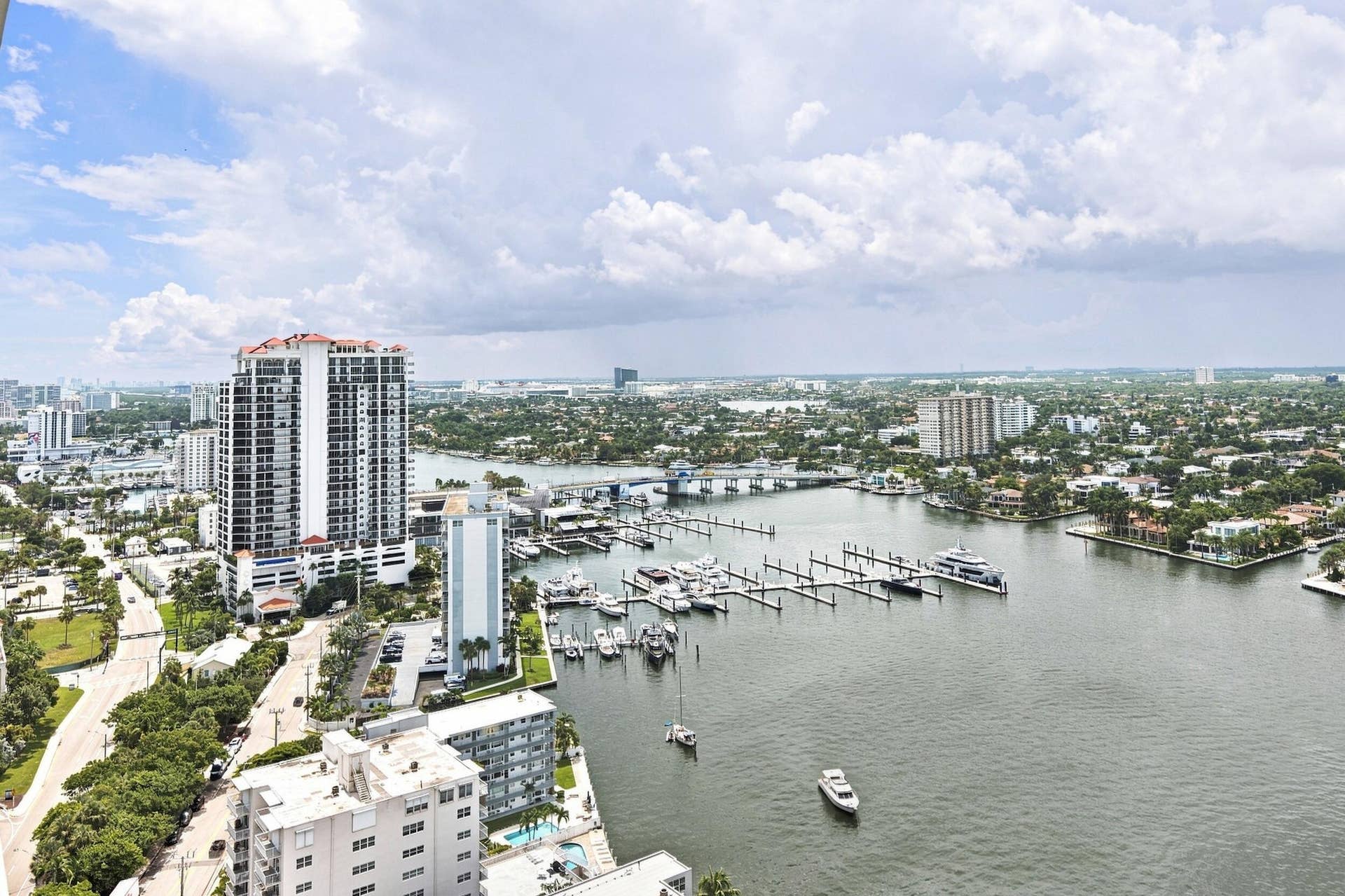 153 N Seabreeze Boulevard, #2404, Fort Lauderdale, FL 33304 33__jjl1720