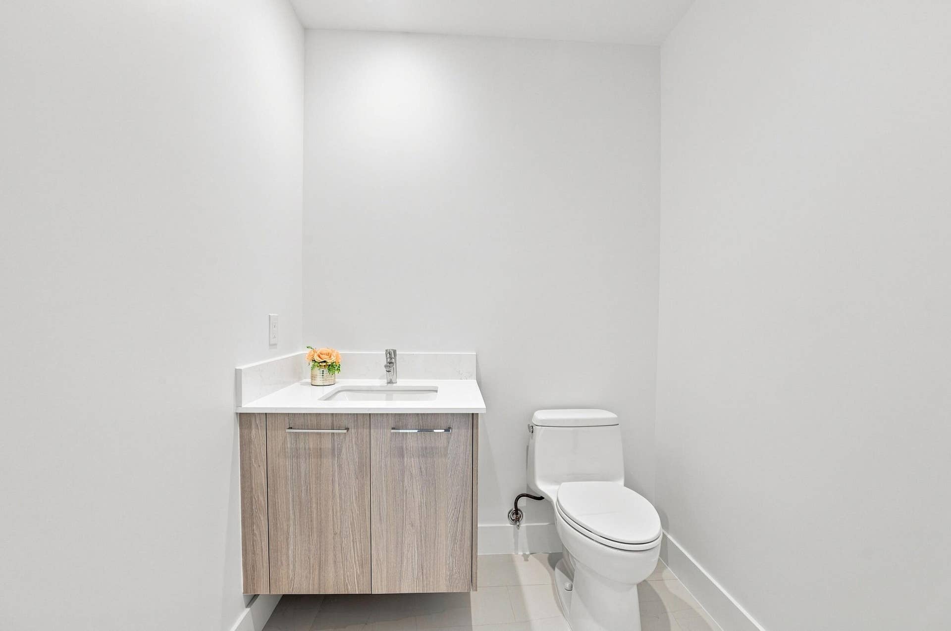 153 N Seabreeze Boulevard, #2404, Fort Lauderdale, FL 33304 55__jjl1830