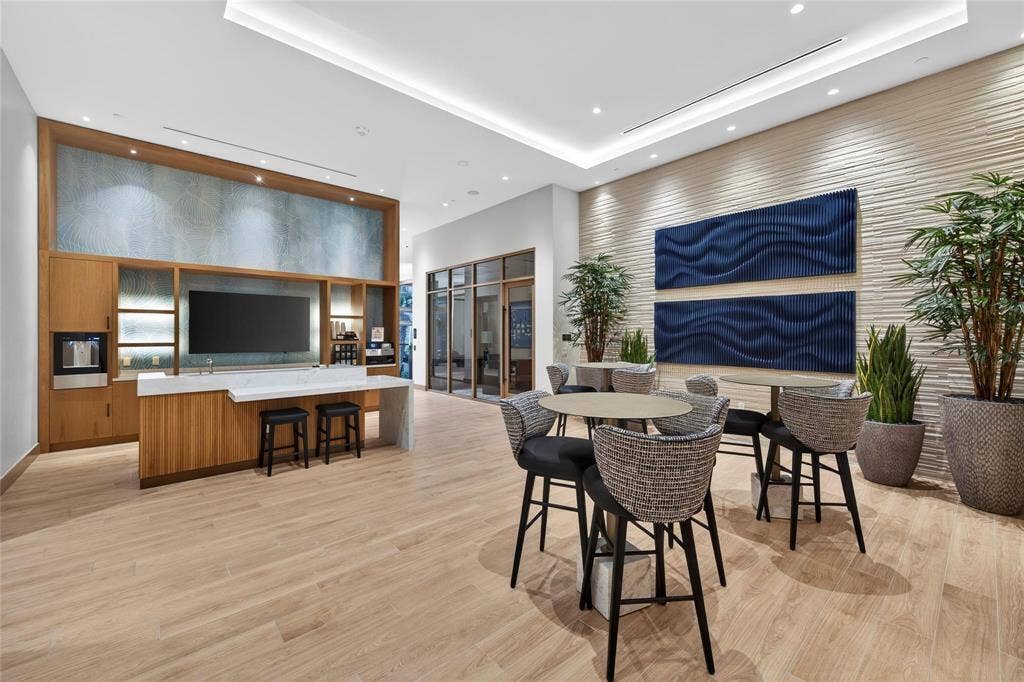 153 N Seabreeze Boulevard, #2404, Fort Lauderdale, FL 33304 IMG_0909