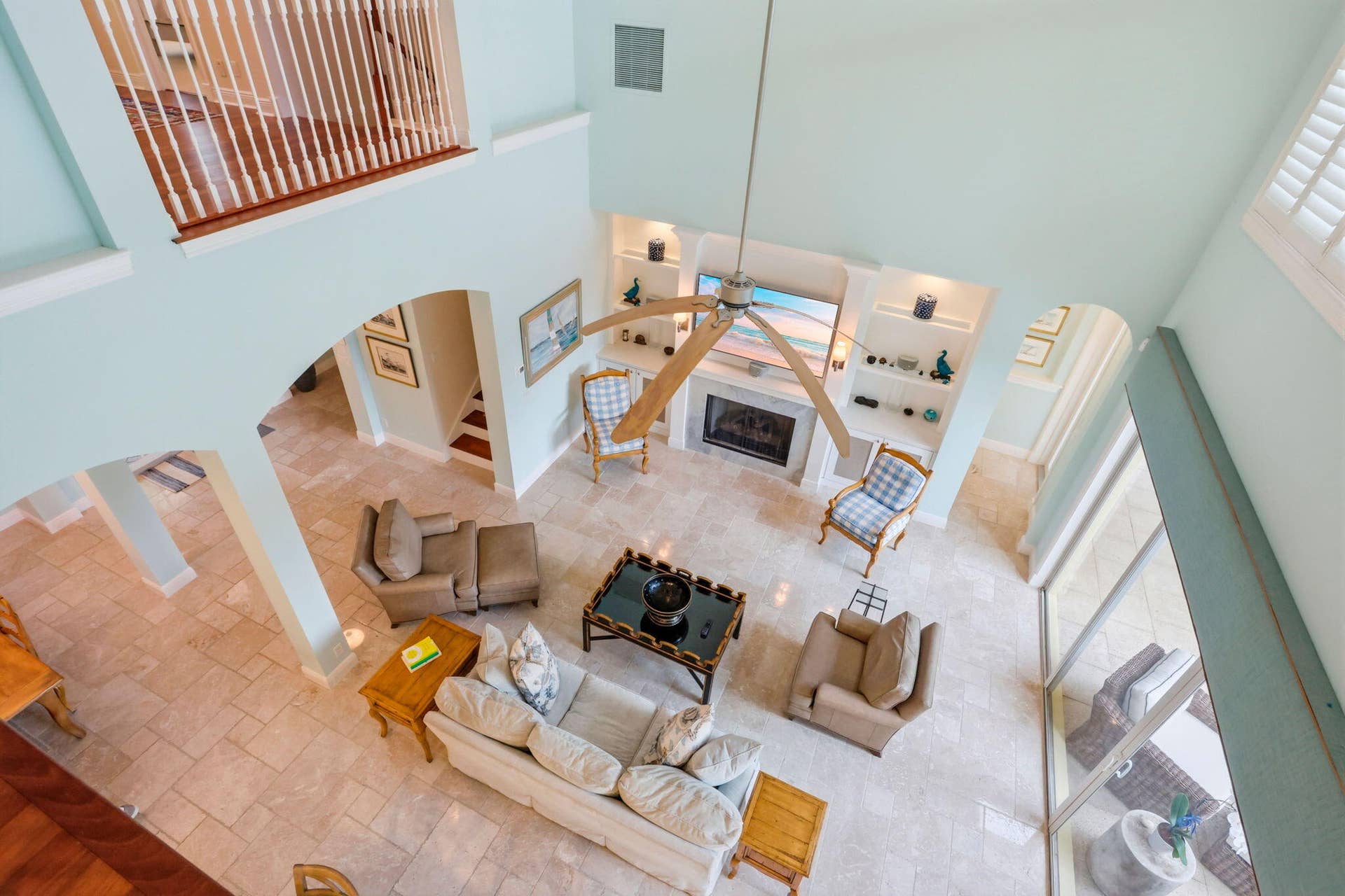 106 Nativa Circle, North Palm Beach, FL 33410 Looking down from Upstairs