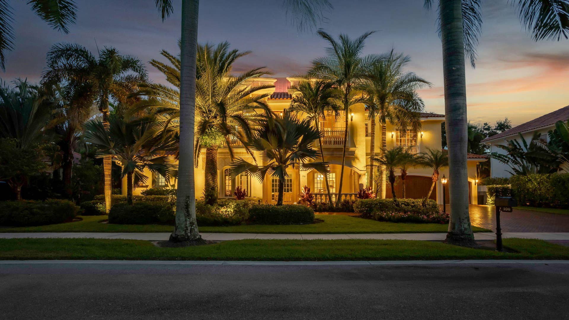 106 Nativa Circle, North Palm Beach, FL 33410 Twilight Front of House
