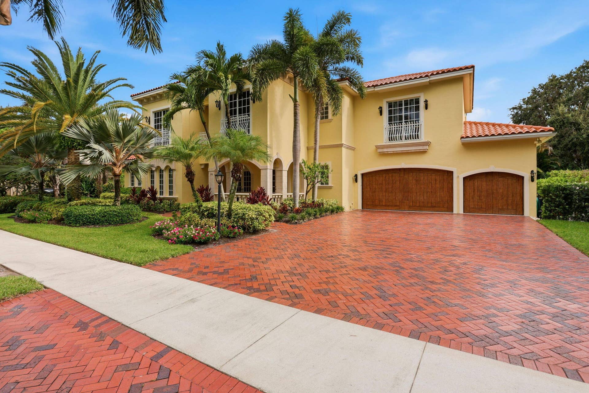 106 Nativa Circle, North Palm Beach, FL 33410 Front of House