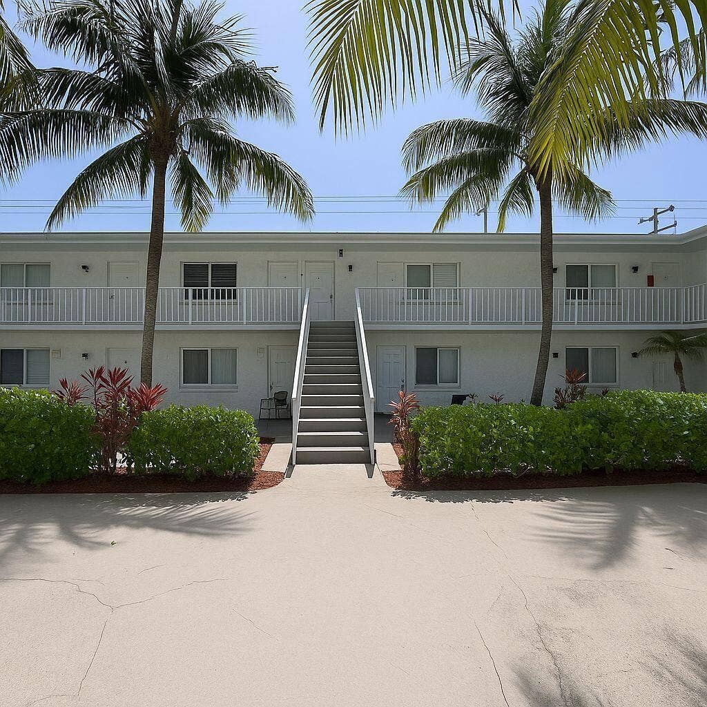 1651 NE 33rd Street, #Apt 1, Pompano Beach, FL 33064 ext