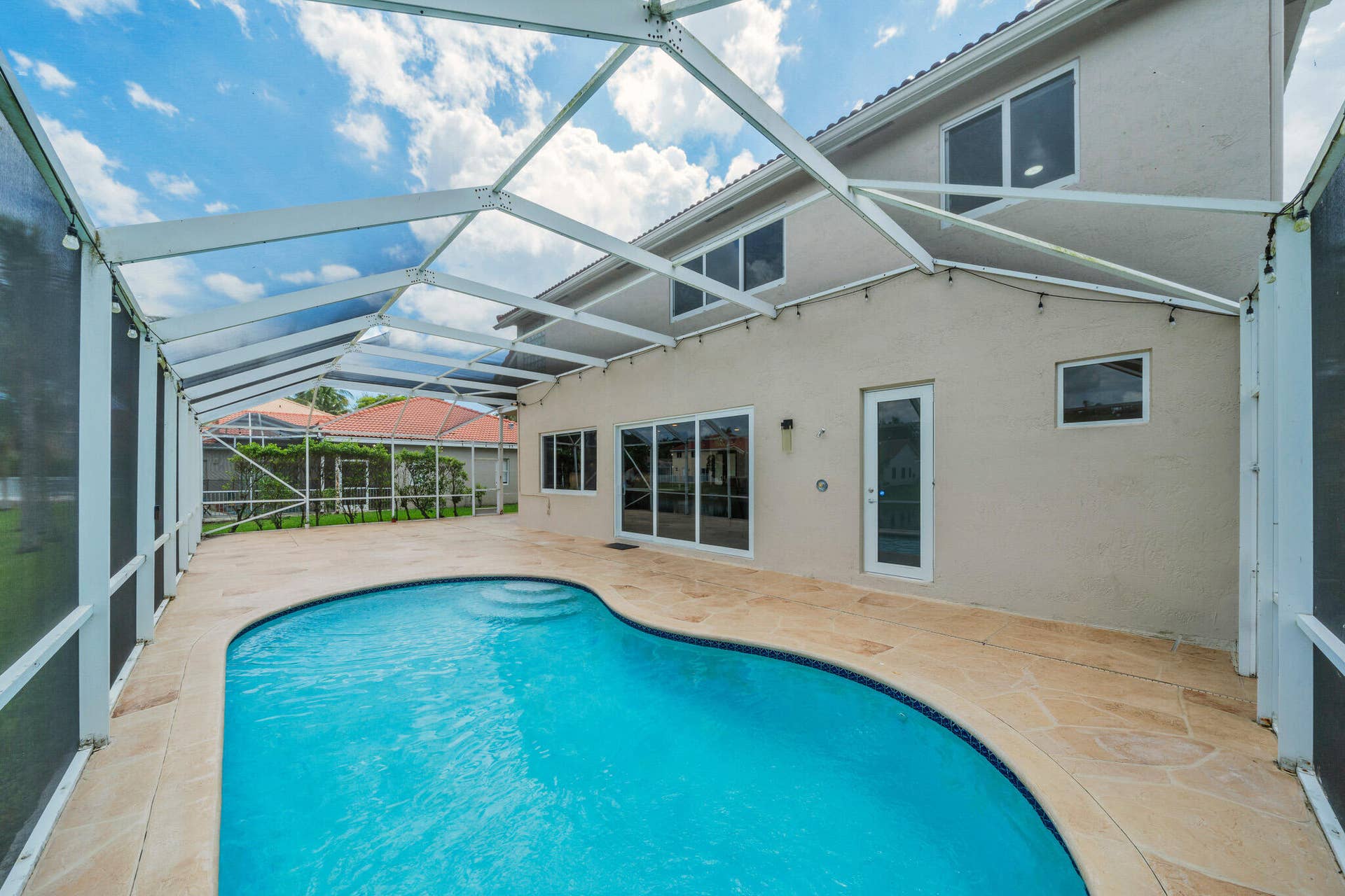 10237 NW 53rd Court, Coral Springs, FL 33076 10 Pool + backyard (1)
