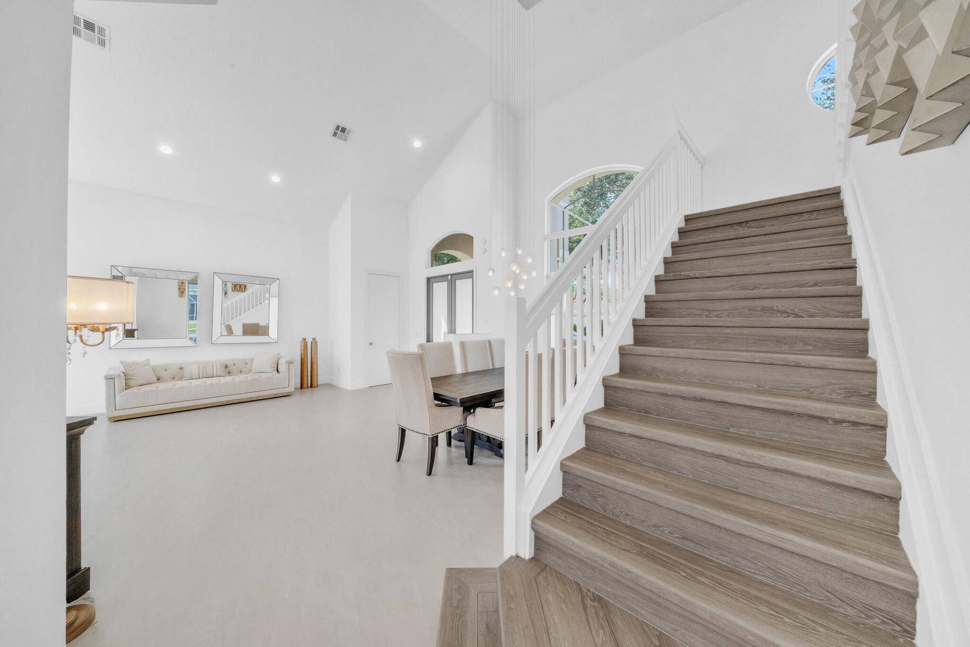 10237 NW 53rd Court, Coral Springs, FL 33076 14 Stairwell (3)