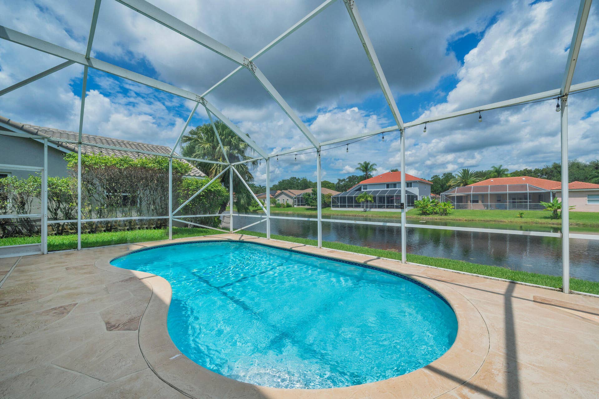 10237 NW 53rd Court, Coral Springs, FL 33076 10 Pool + backyard (4)