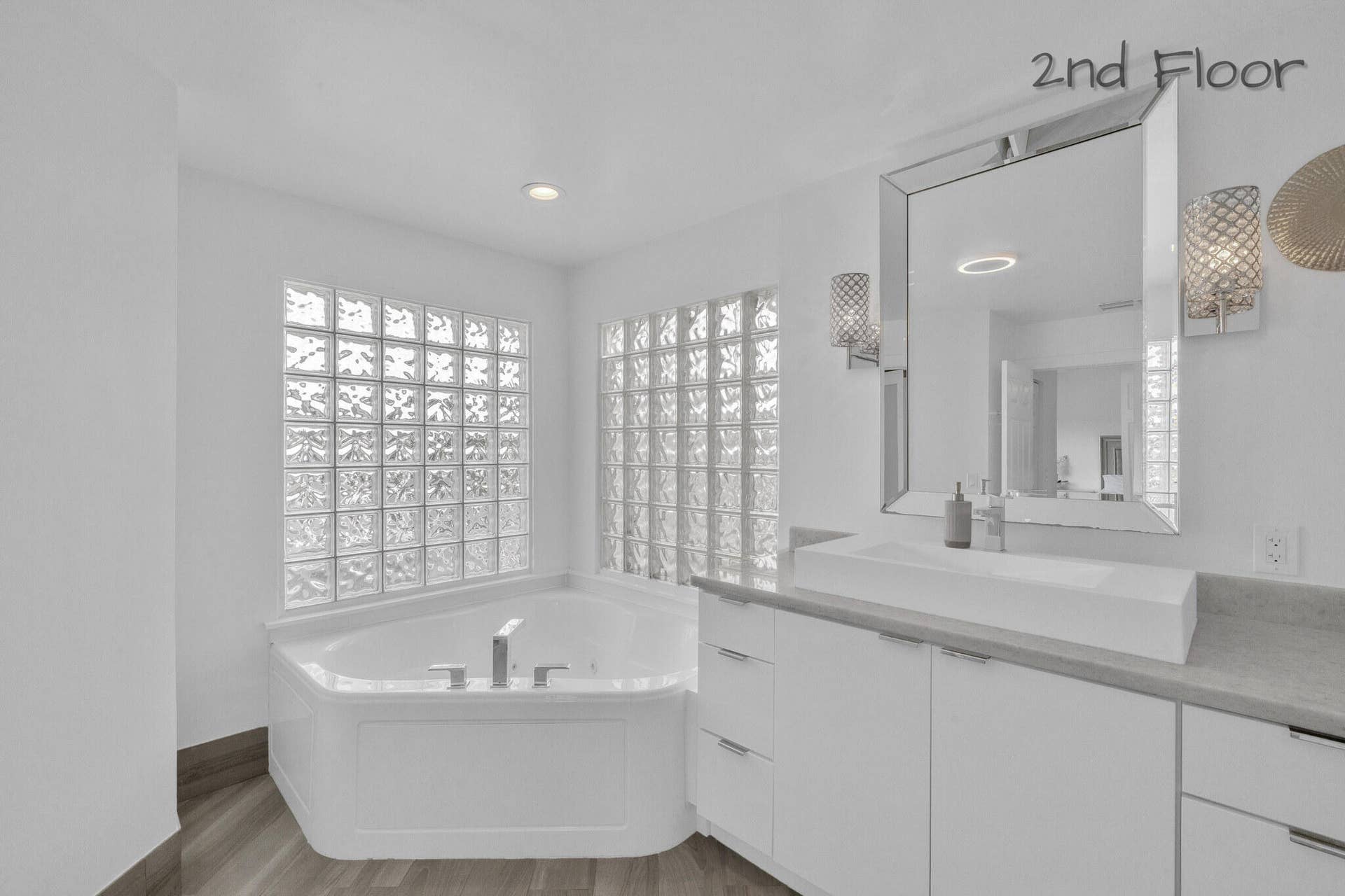 10237 NW 53rd Court, Coral Springs, FL 33076 18 Primary Bathroom (5)