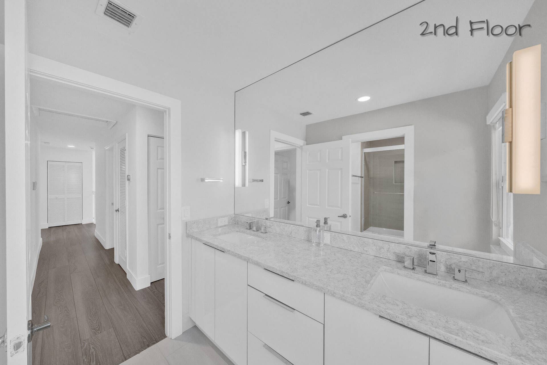 10237 NW 53rd Court, Coral Springs, FL 33076 24 Guest Bathroom (3)