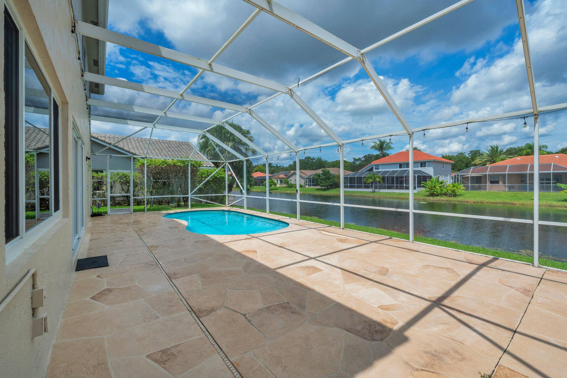 10237 NW 53rd Court, Coral Springs, FL 33076 10 Pool + backyard (3)