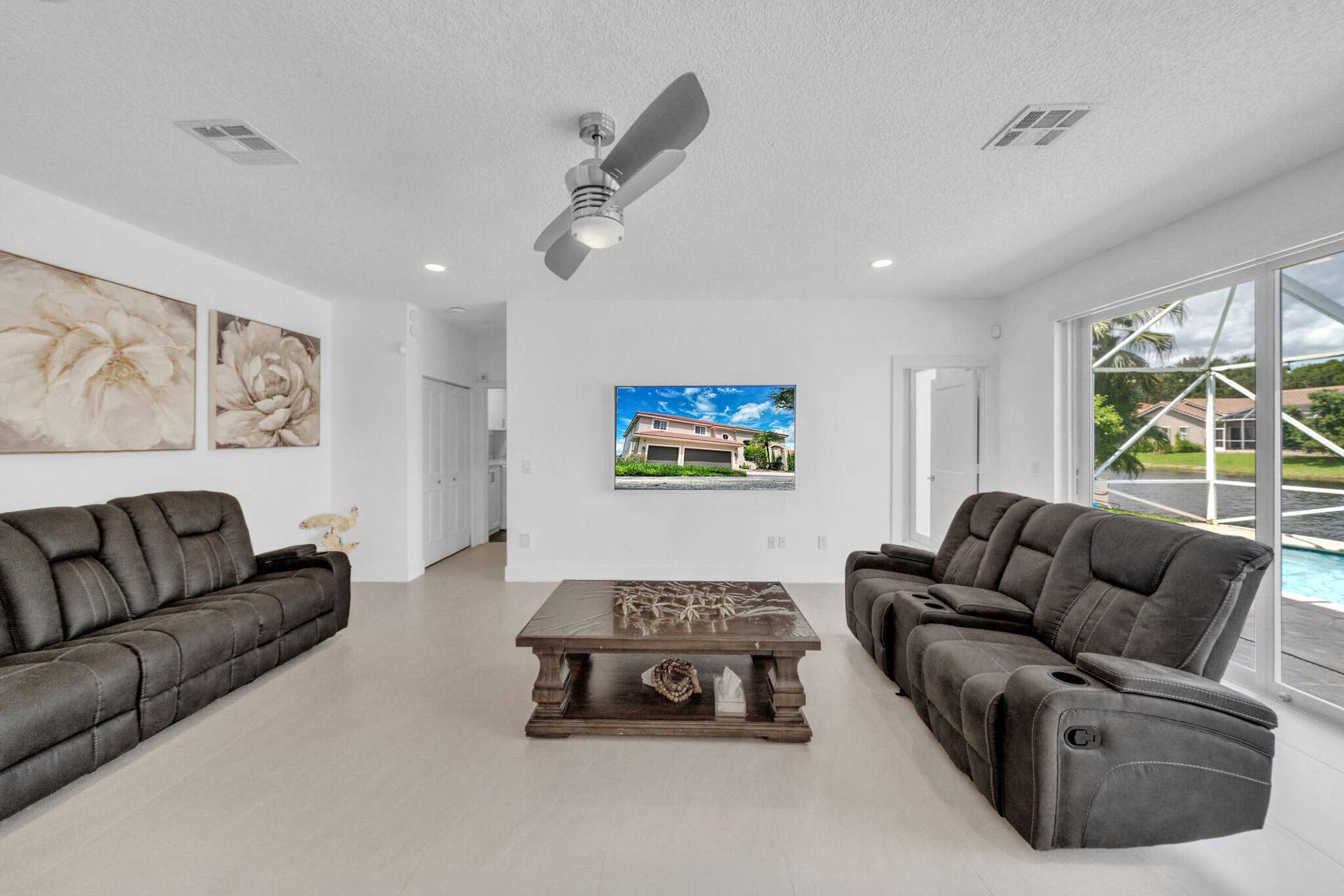 10237 NW 53rd Court, Coral Springs, FL 33076 5 Family Area (1)