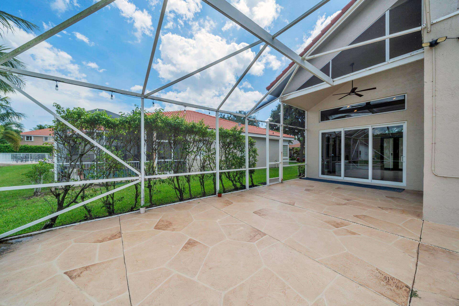 10237 NW 53rd Court, Coral Springs, FL 33076 2 Living Area (4)