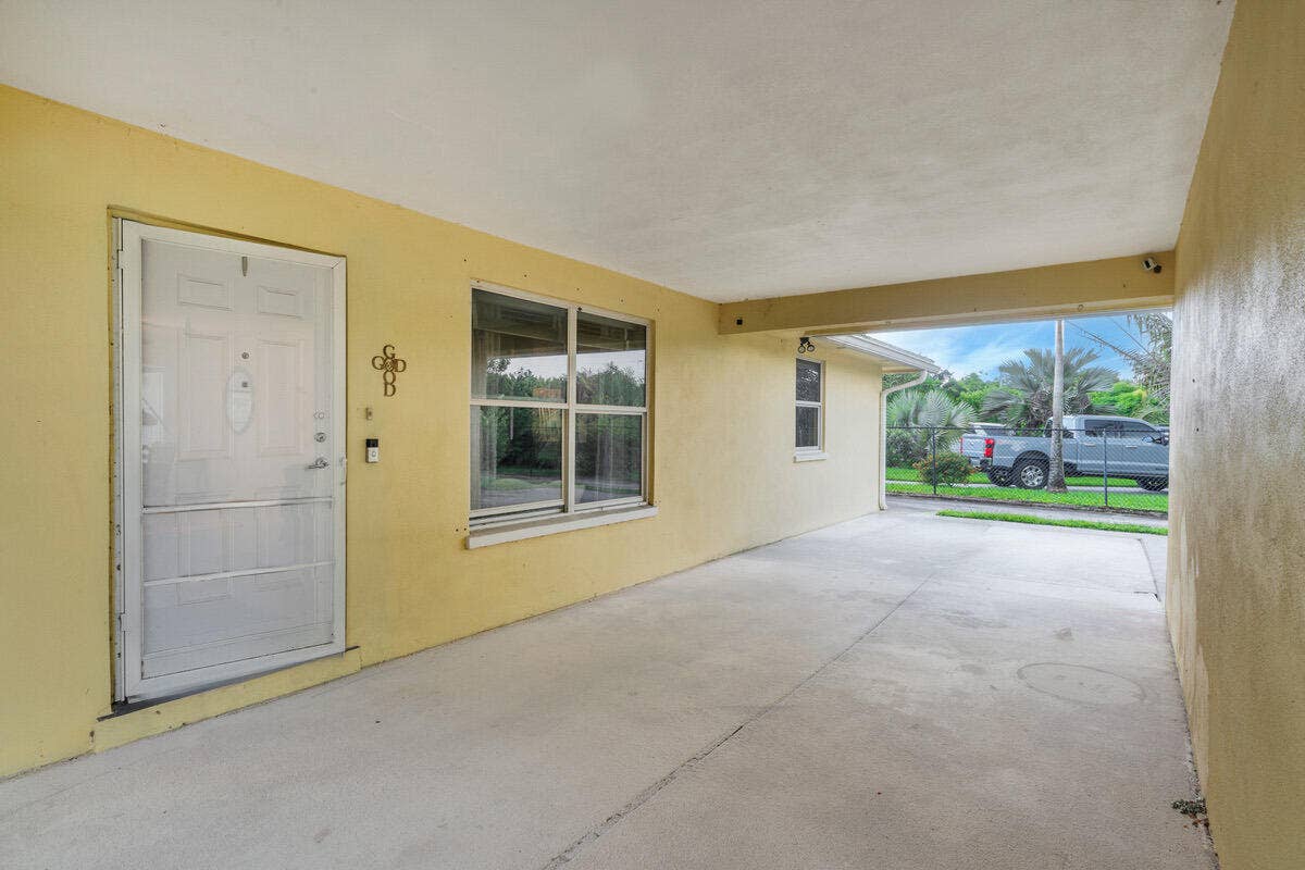 446 SANTA FE Road, West Palm Beach, FL 33406 2 Exterior (2)A