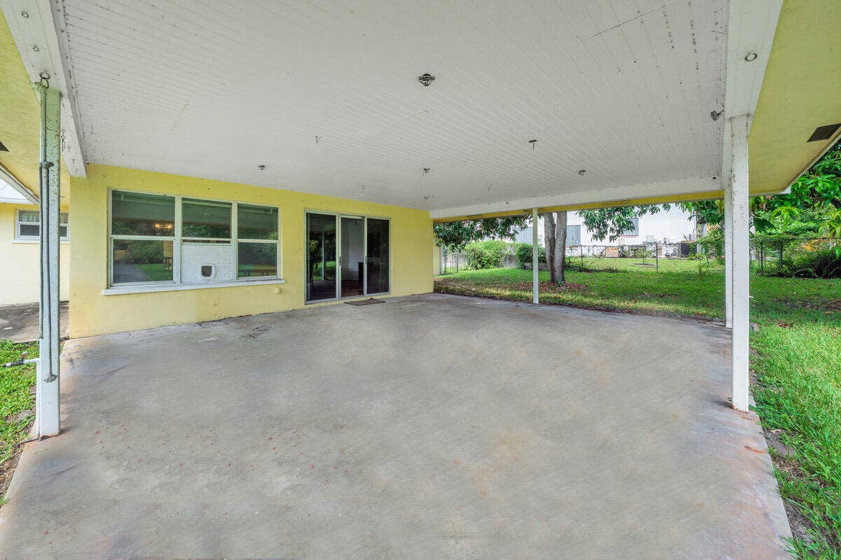 446 SANTA FE Road, West Palm Beach, FL 33406 22 Porch (2)
