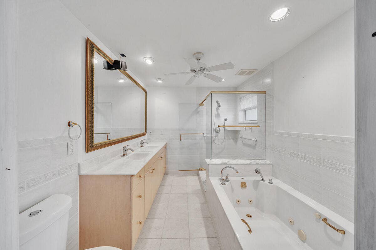 446 SANTA FE Road, West Palm Beach, FL 33406 11 Primary Bathroom (1)