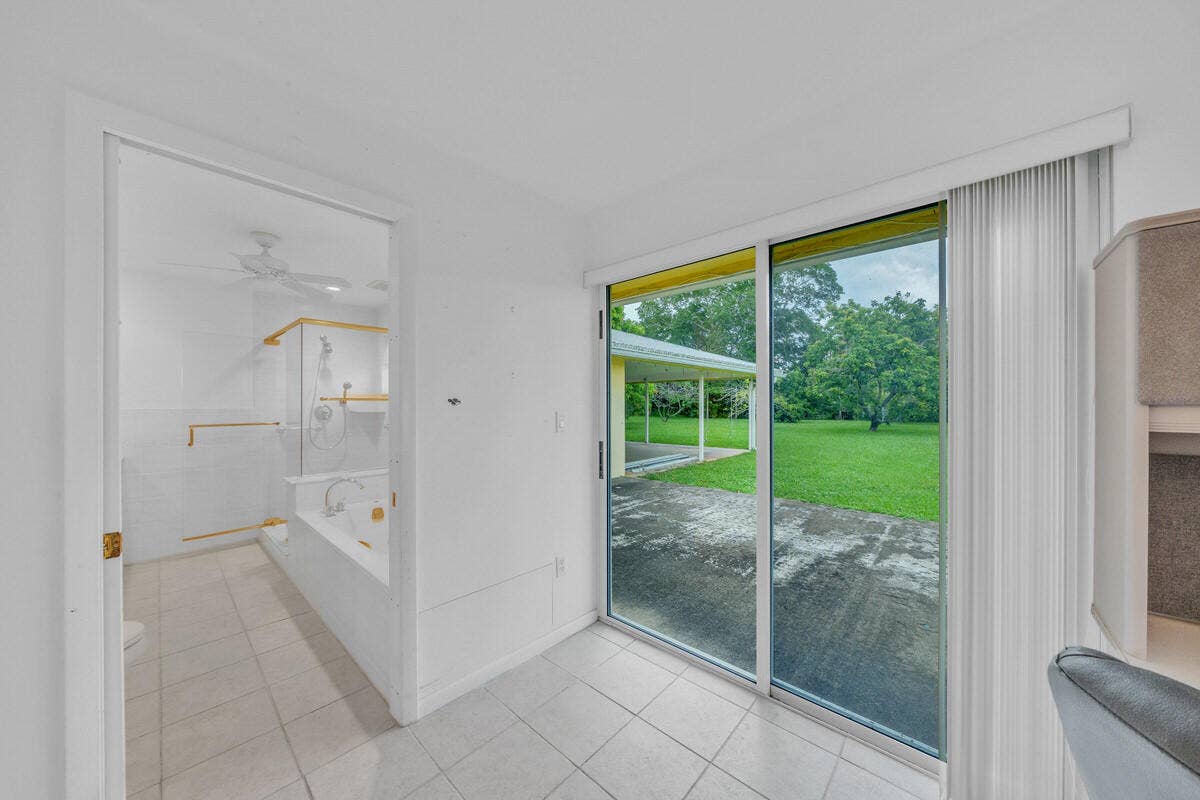 446 SANTA FE Road, West Palm Beach, FL 33406 10 Primary Bedroom (6)