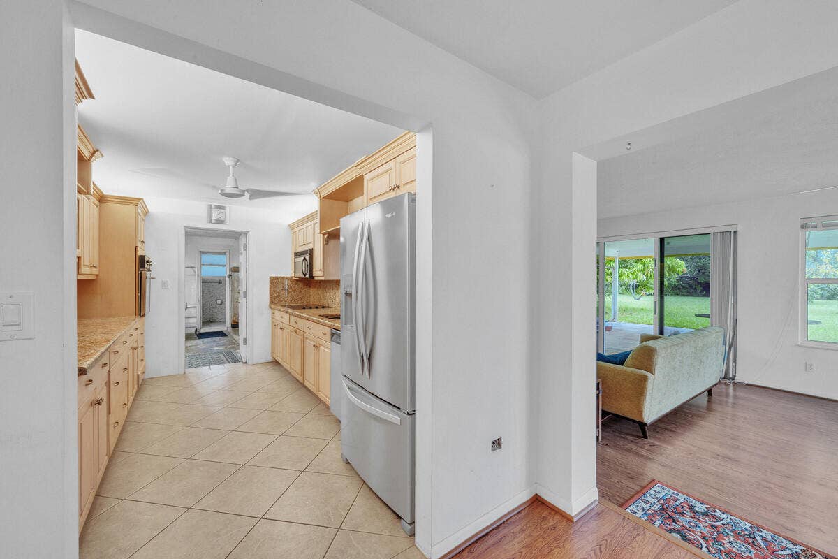 446 SANTA FE Road, West Palm Beach, FL 33406 14 Kitchen (1)