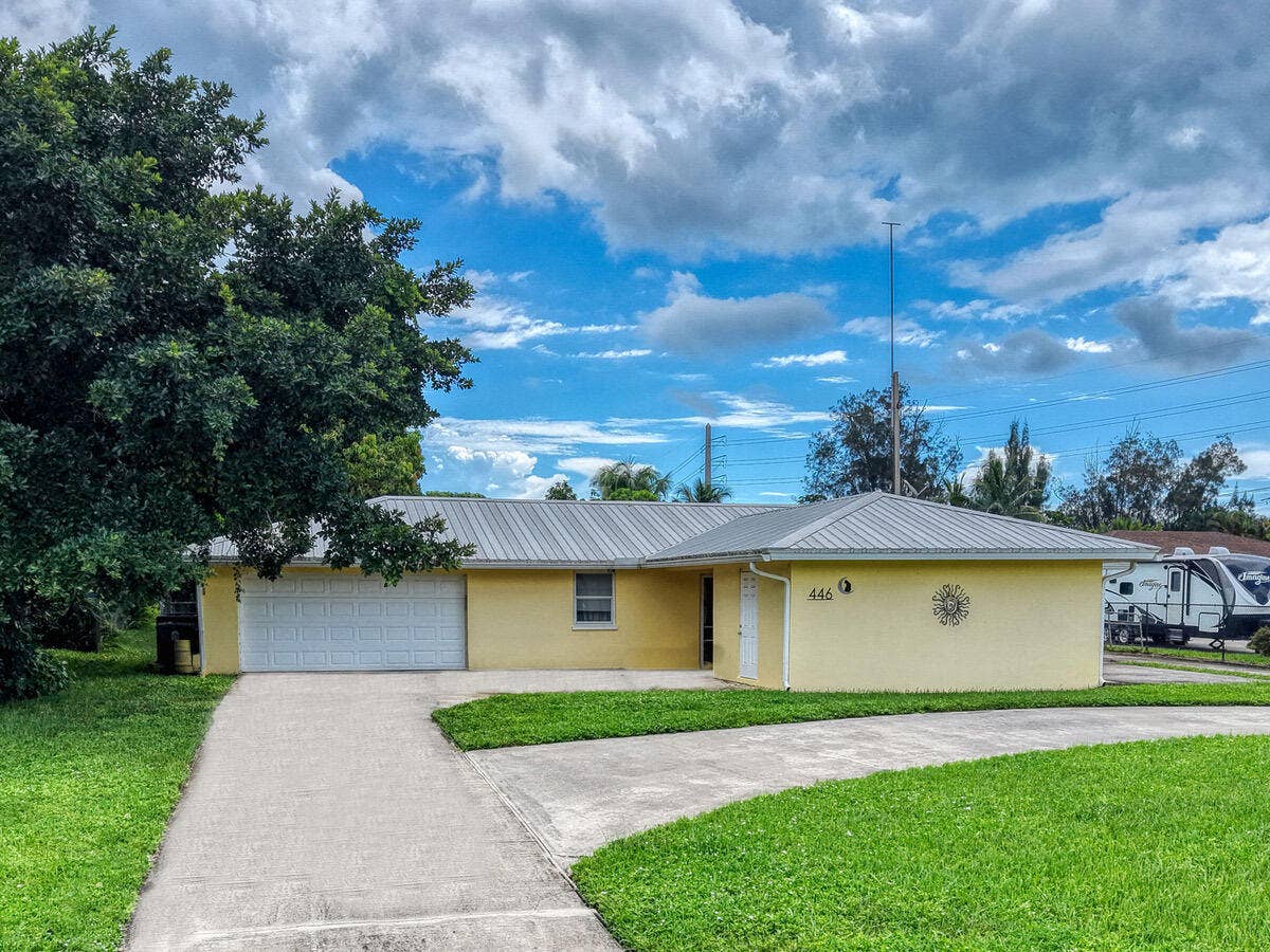 446 SANTA FE Road, West Palm Beach, FL 33406 1 Exterior Front (5)