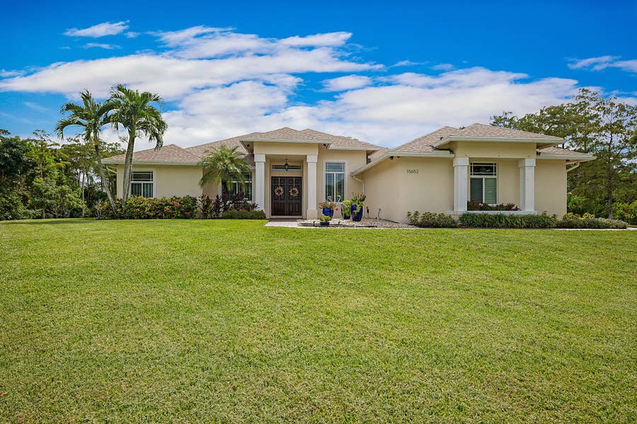 Property photo for 15652 86TH Way N, Palm Beach Gardens, FL