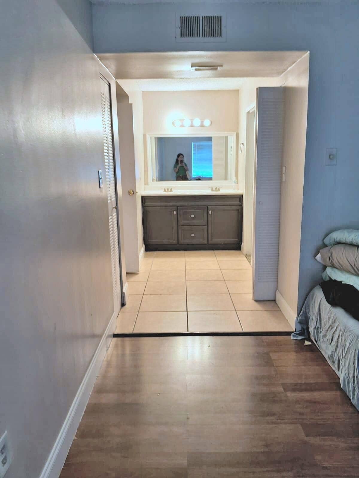 4334 NW 9TH Avenue, #7-2D, Deerfield Beach, FL 33064 13_Hallway-to-Bath-2