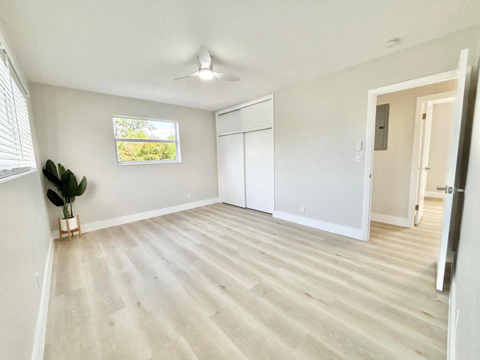 470 NE 45TH Street, Boca Raton, FL 33431 IMG_4523