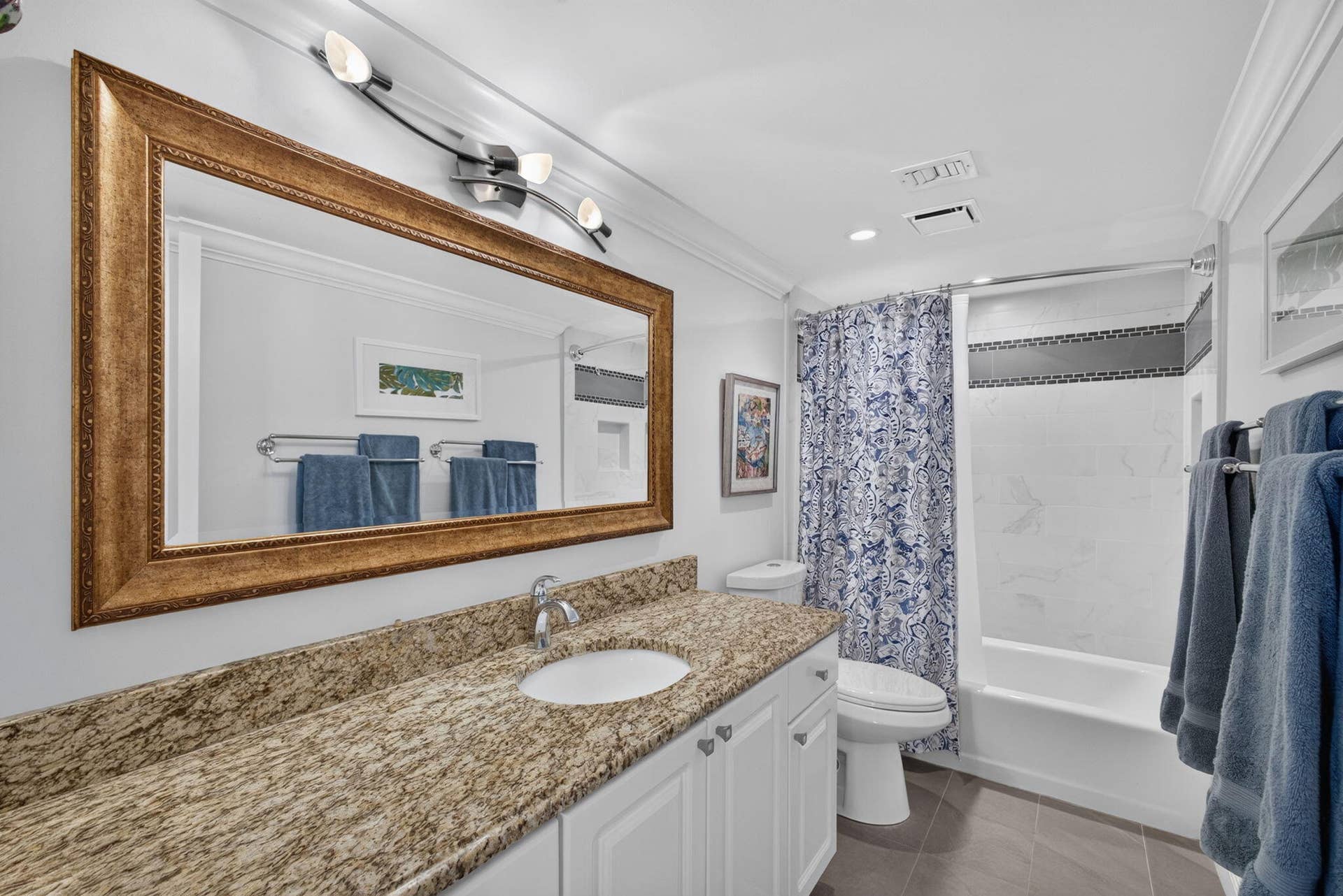 5440 N Ocean Drive, #304, Singer Island, FL 33404 26-web-or-mls-5D1A0082