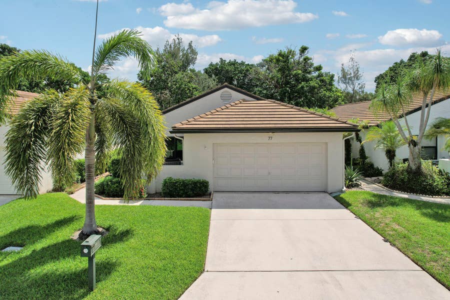Property photo for 77 Ironwood Way N, Palm Beach Gardens, FL