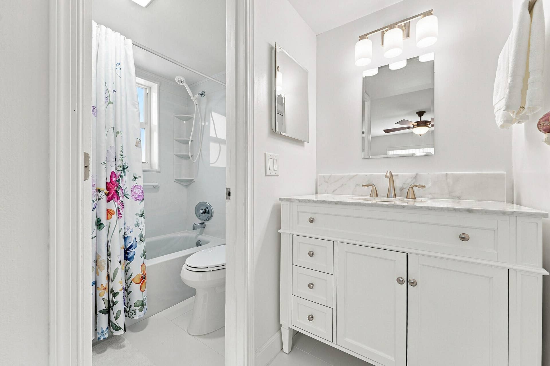 2870 NE 14TH ST Causeway, #208C, Pompano Beach, FL 33062 Primary Bath