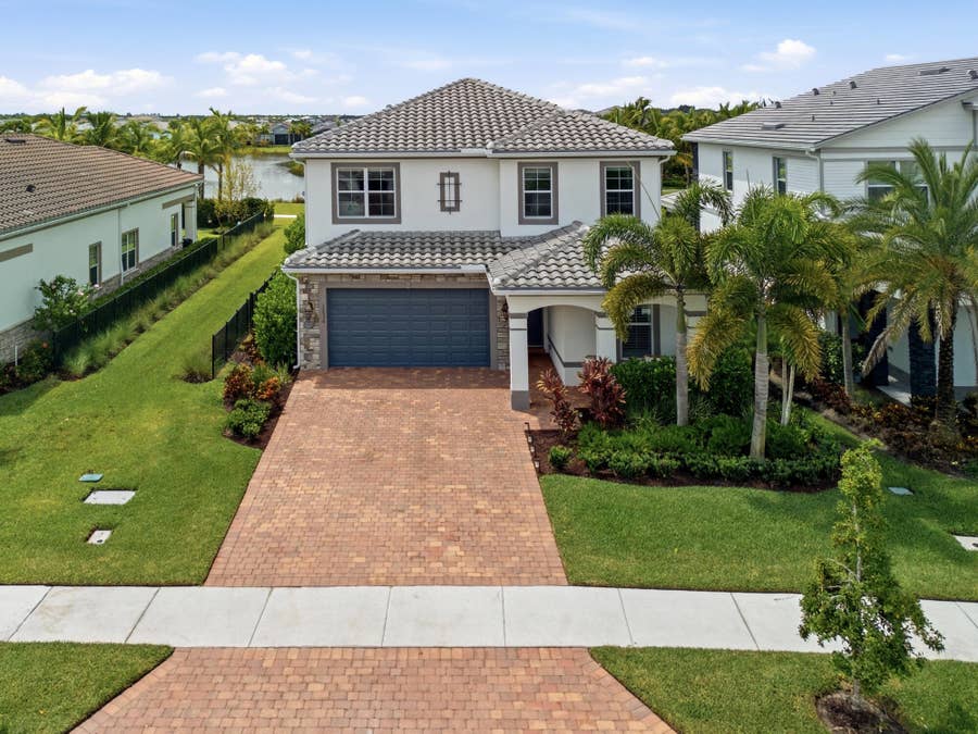 Property photo for 12530 Triumph Lane, Palm Beach Gardens, FL