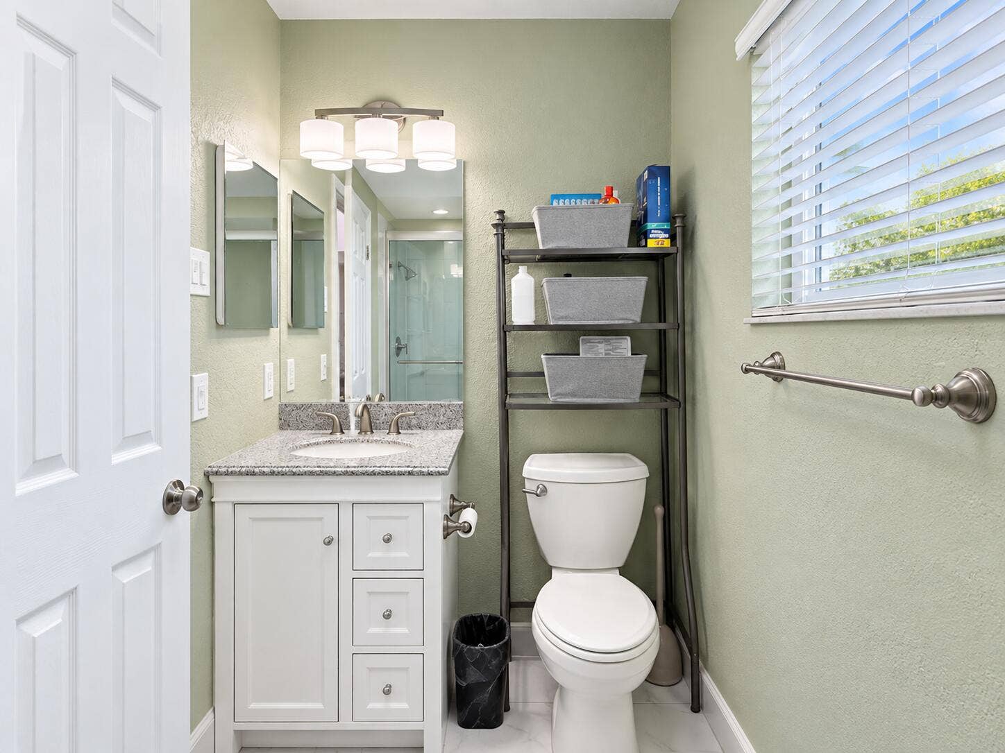 7482 NW 48TH Place, Lauderhill, FL 33319 22 Master Bath 4