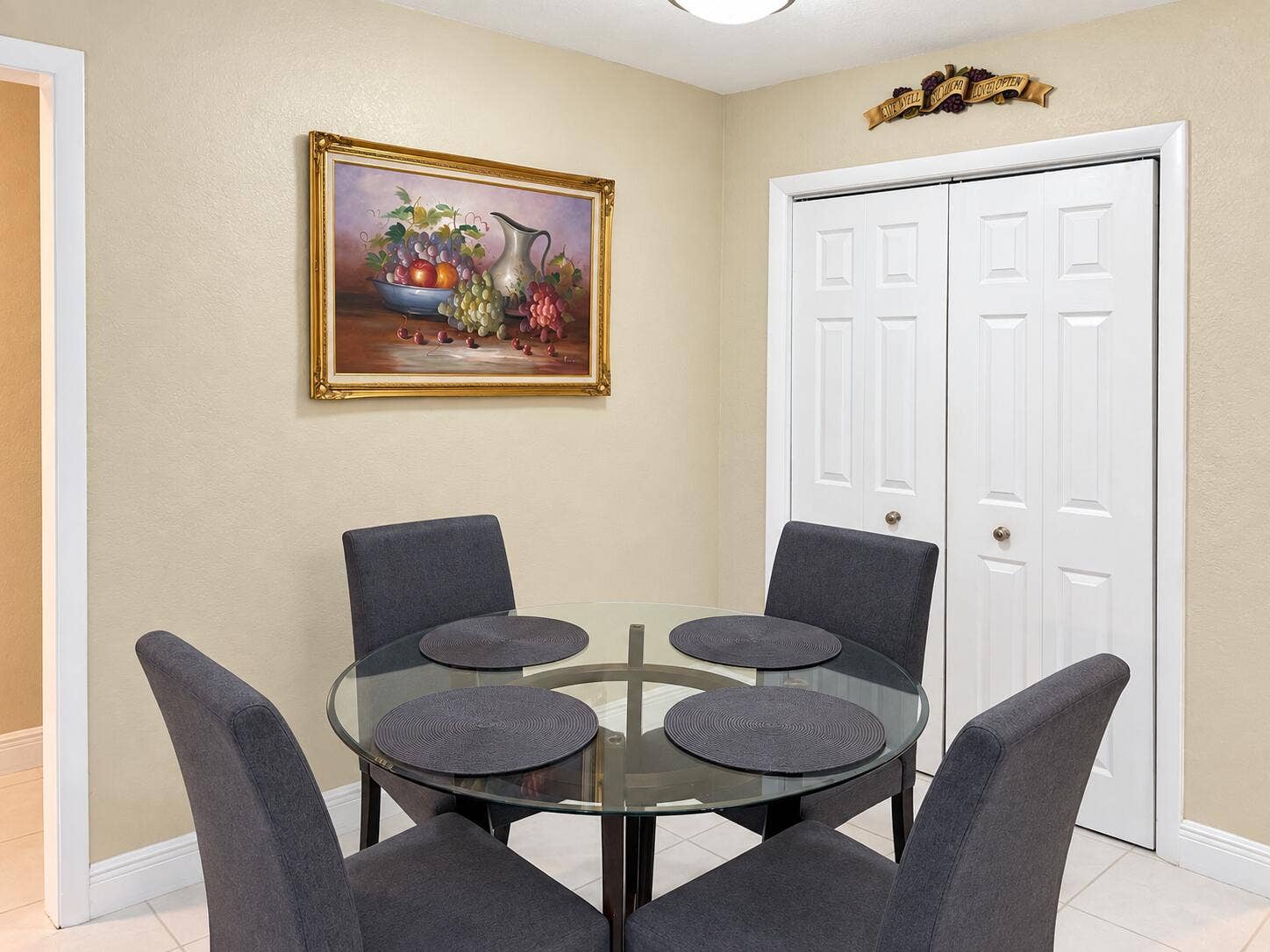 7482 NW 48TH Place, Lauderhill, FL 33319 42 Breakfast Table