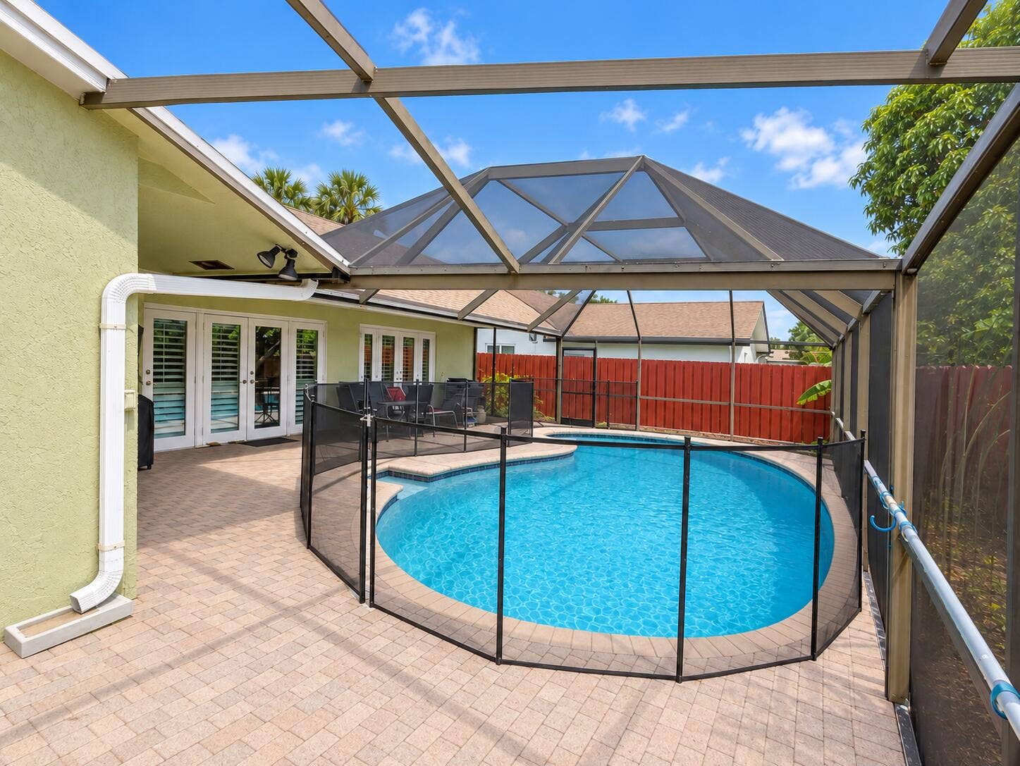 7482 NW 48TH Place, Lauderhill, FL 33319 45 Pool